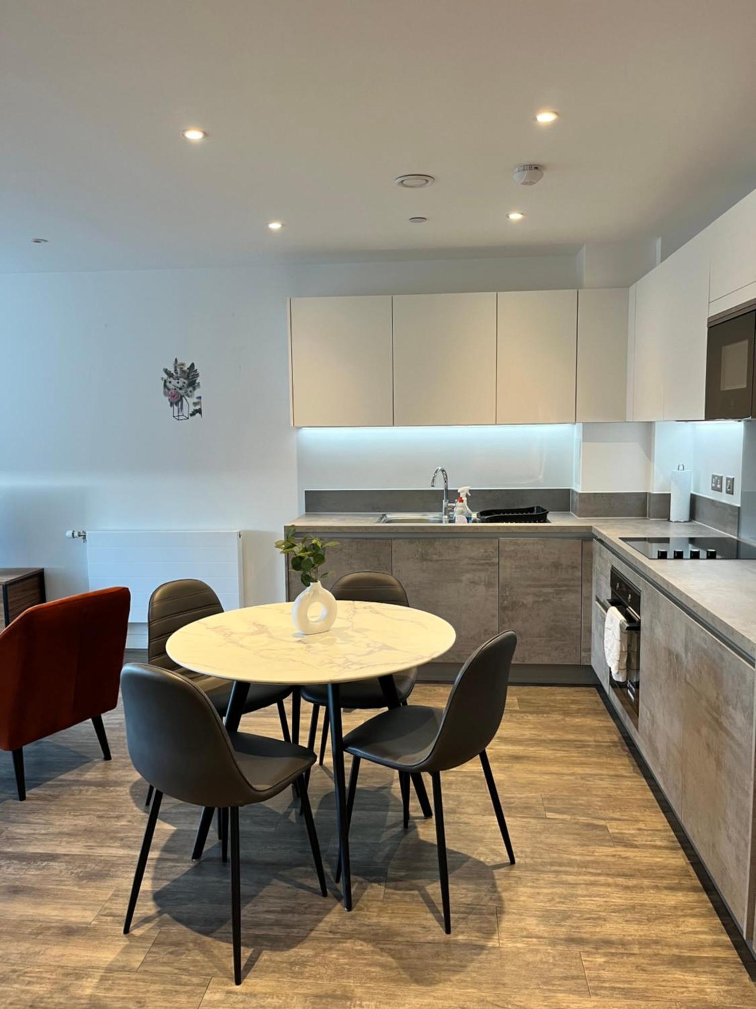 One Bedroom Apartment Barking  Bagian luar foto